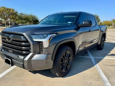 Used 2024 Toyota Tundra SR5 image 2