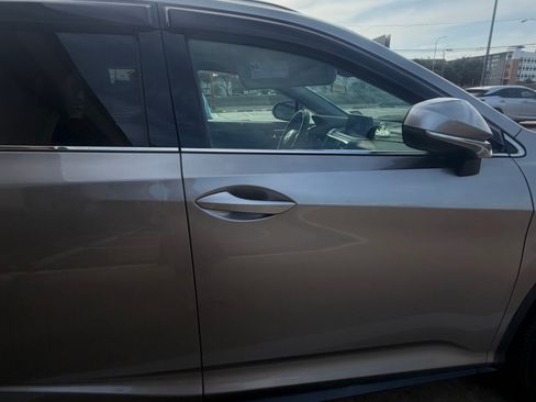 Used 2020 Lexus RX 350 FWD w/ Accessory Package image 6