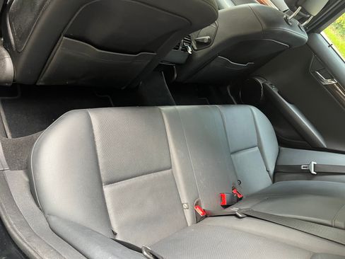 Used 2010 Mercedes-Benz C 300 4MATIC Sedan image 5