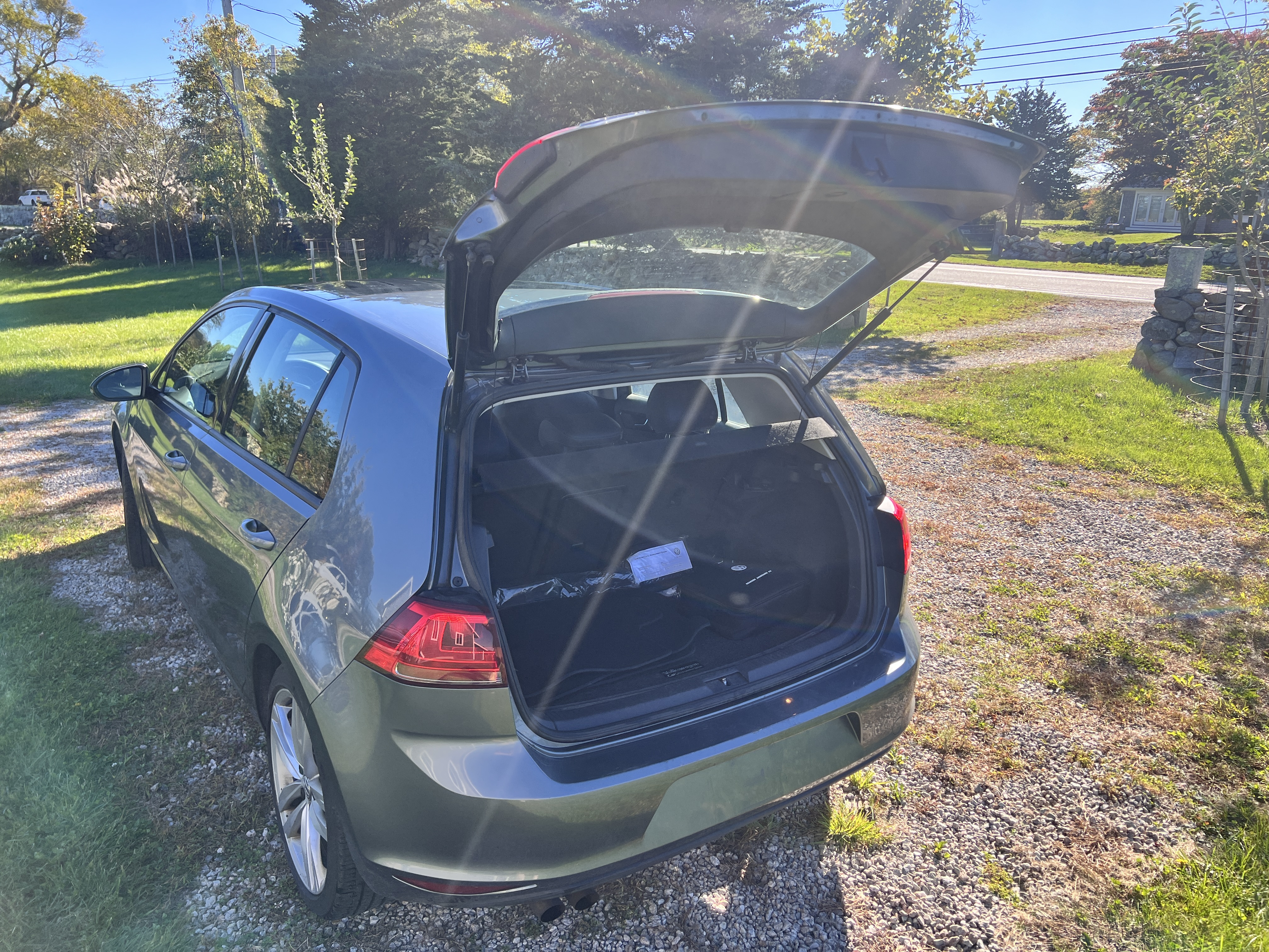 Used 2017 Volkswagen Golf SEL FWD image 5