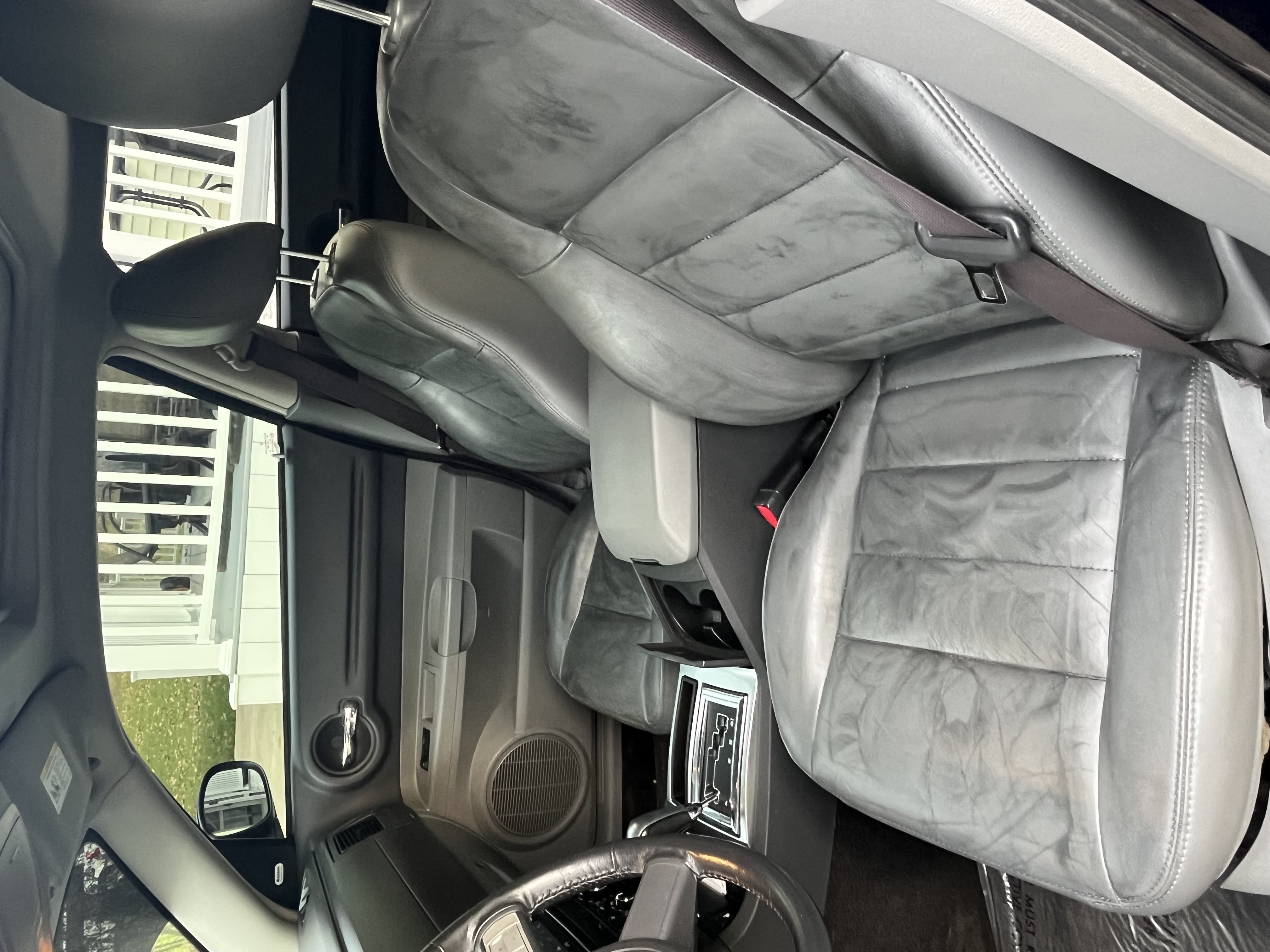 Used 2005 Dodge Magnum R/T w/ Convenience Group II RWD image 9