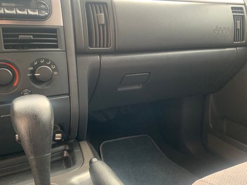Used 2001 Jeep Grand Cherokee Laredo RWD image 12
