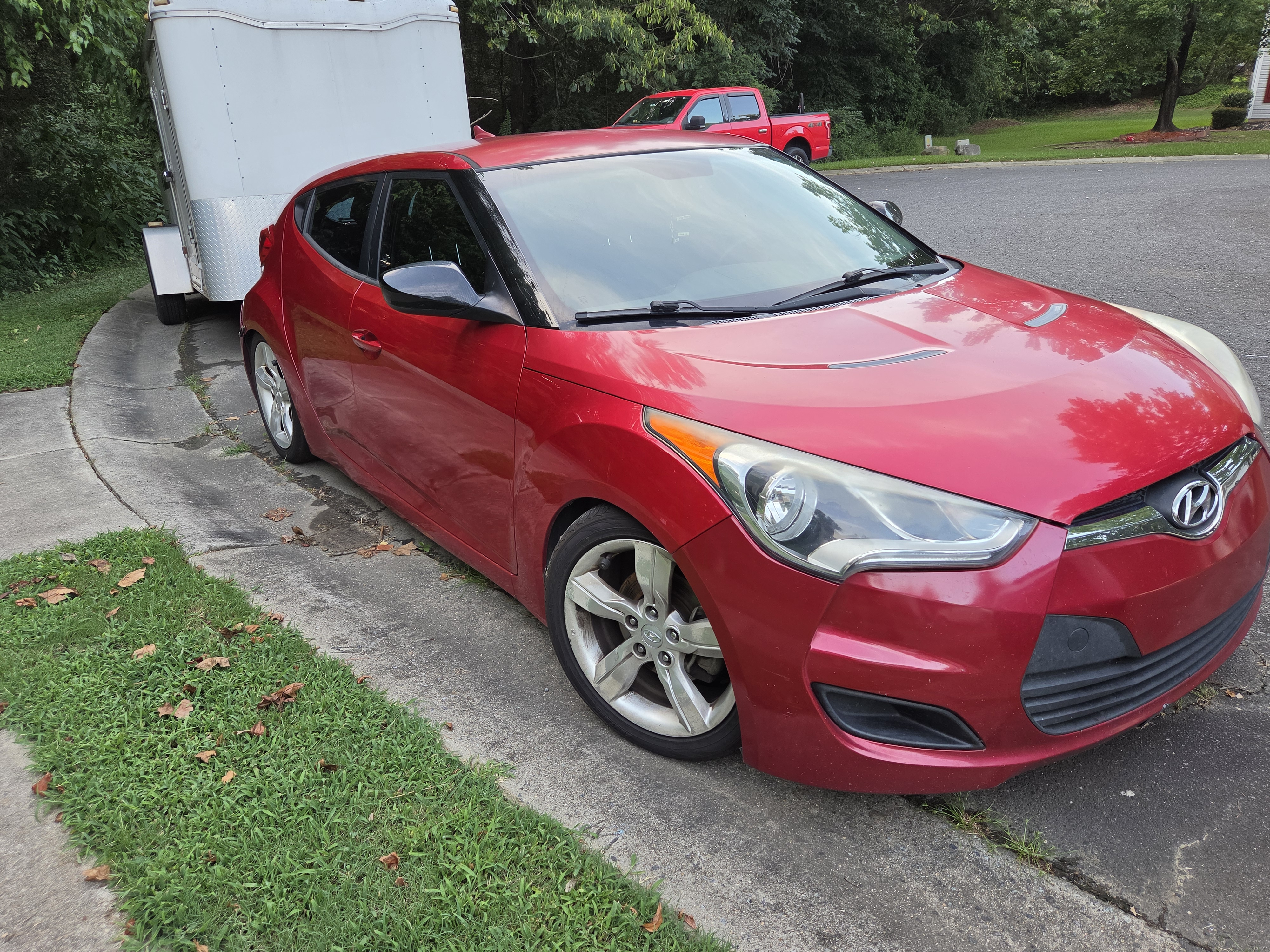 Used 2015 Hyundai Veloster FWD image 4