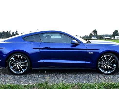 Used 2015 Ford Mustang GT Premium w/ Enhanced Security Package RWD image 6
