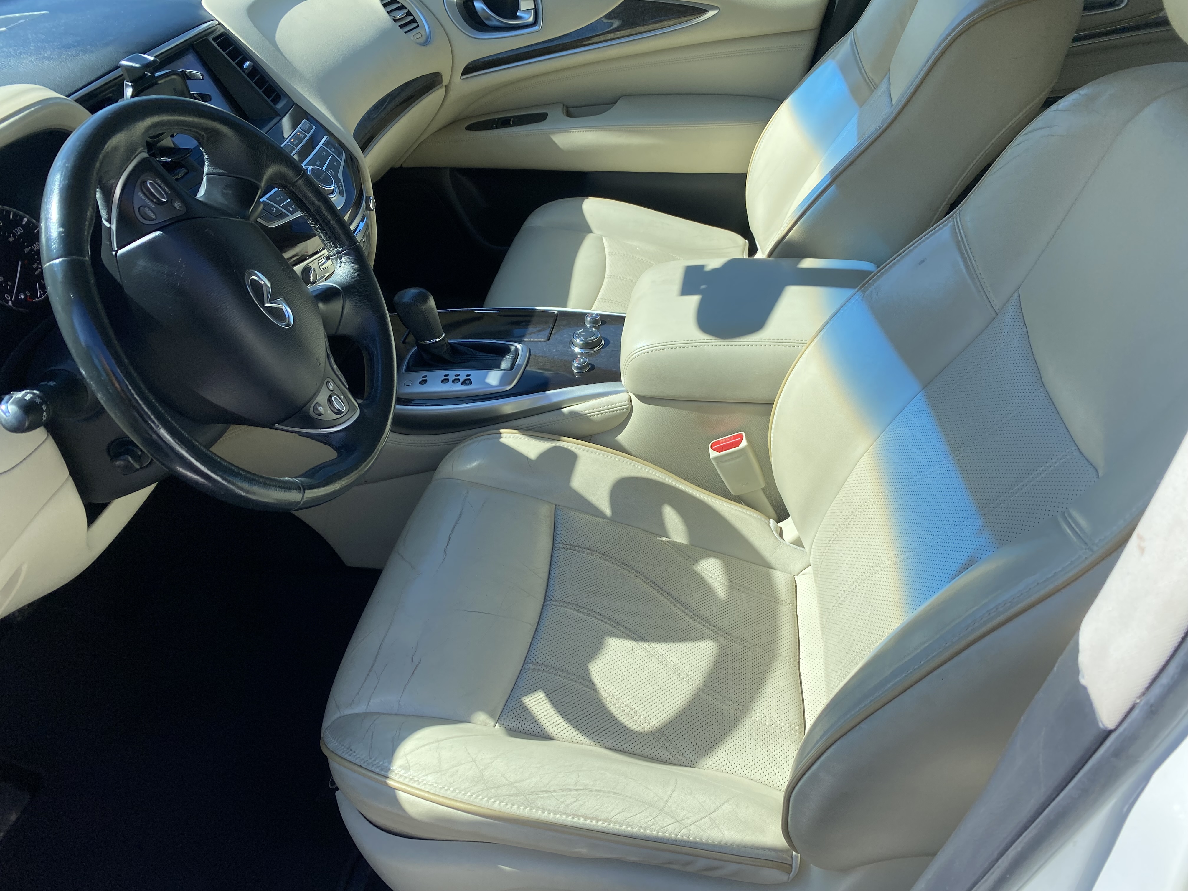Used 2015 INFINITI QX60 FWD w/ Premium Package image 6