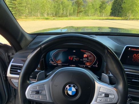 Used 2022 BMW 750i xDrive w/ Executive Package AWD/4WD image 13