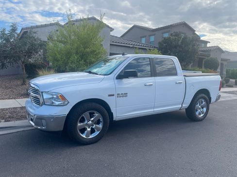 Used 2018 RAM 1500 Big Horn AWD/4WD image 1