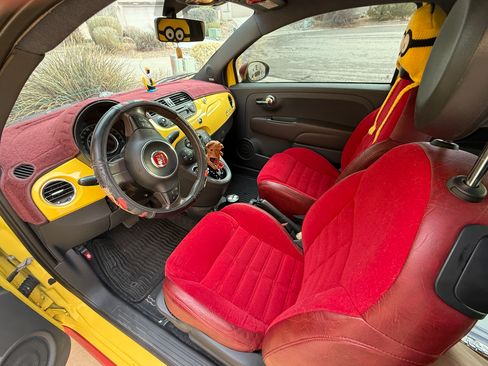 Used 2012 FIAT 500 Sport w/ Safety & Convenience Pkg FWD image 8