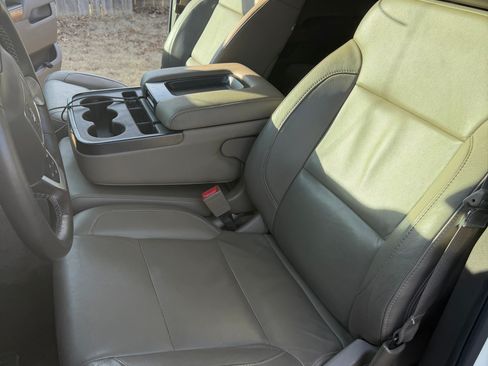 Used 2015 GMC Sierra 1500 SLT w/ SLT Preferred Package image 11