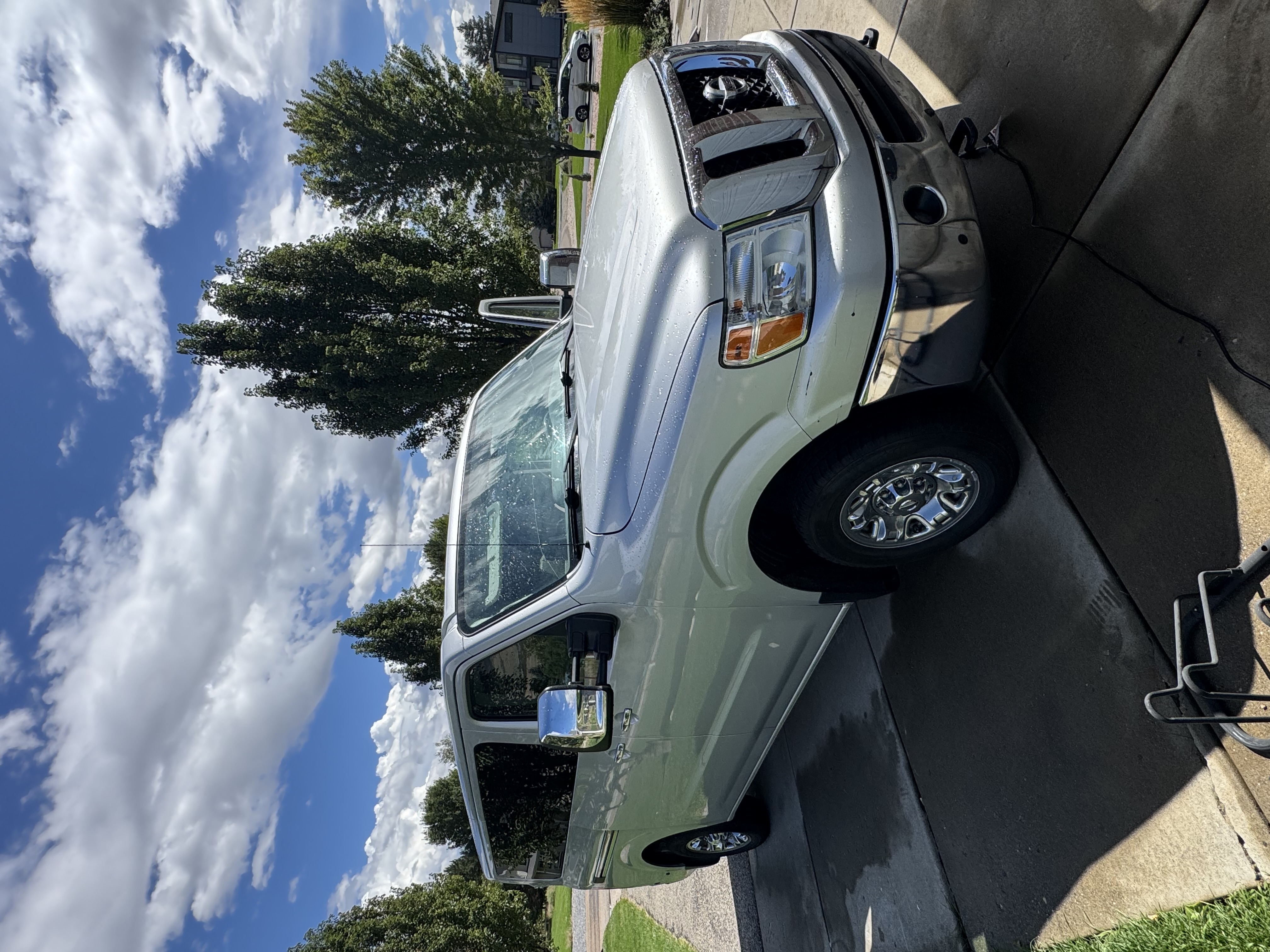 Used 2020 Nissan NV 3500 SL RWD image 9