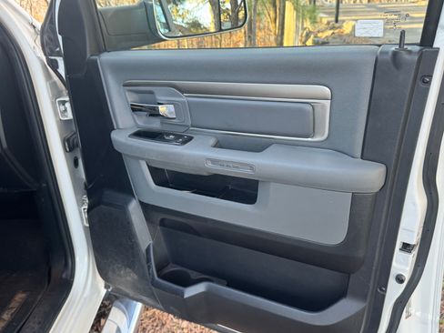 Used 2015 RAM 1500 Lone Star image 19