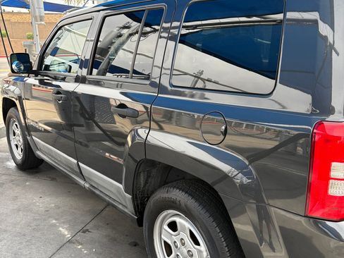 Used 2011 Jeep Patriot Sport image 5