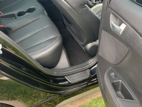 Used 2015 Hyundai Veloster Turbo w/ Option Group 04 image 9