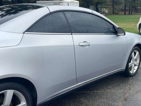 Used 2009 Pontiac G6 GT FWD image 8