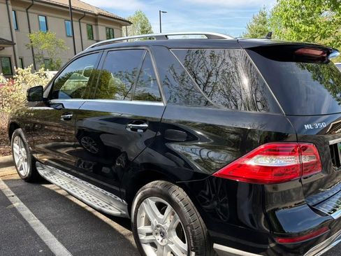 Used 2010 Mercedes-Benz ML 350 4MATIC image 11