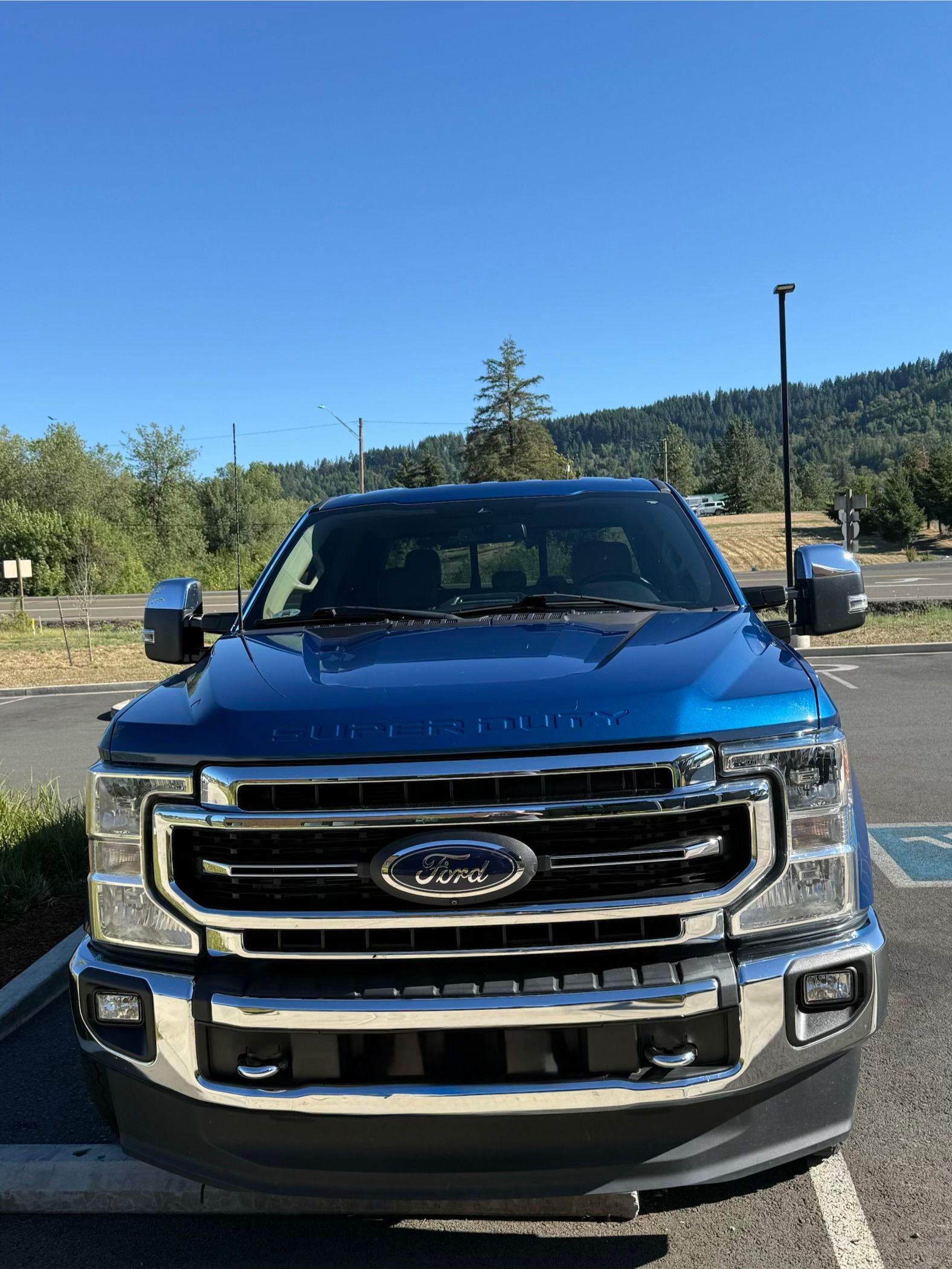 Used 2022 Ford F250 Lariat w/ Chrome Package AWD/4WD image 9