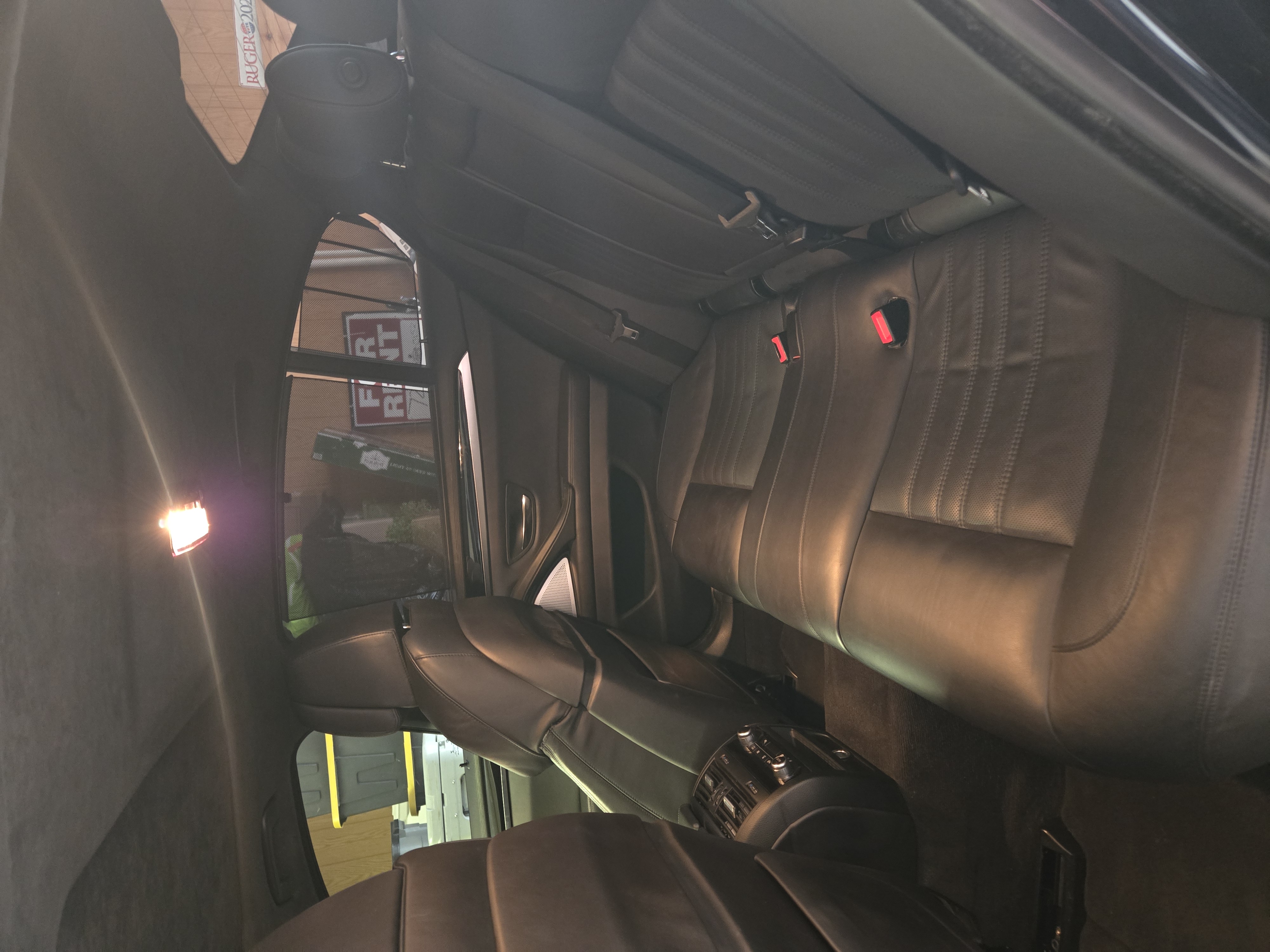 Used 2016 BMW M5 RWD image 4