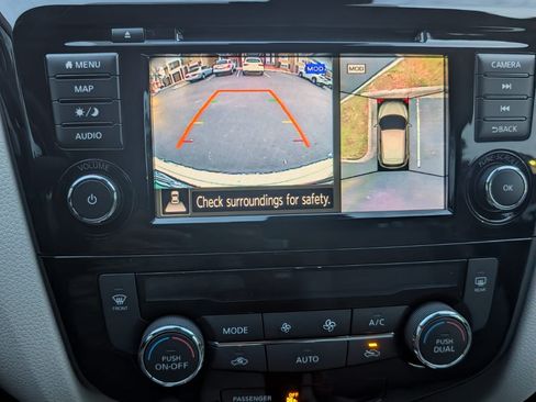 Used 2022 Nissan Rogue Sport SL image 17