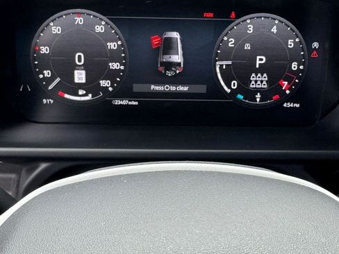 Used 2023 Land Rover Defender 130 X-Dynamic SE image 14