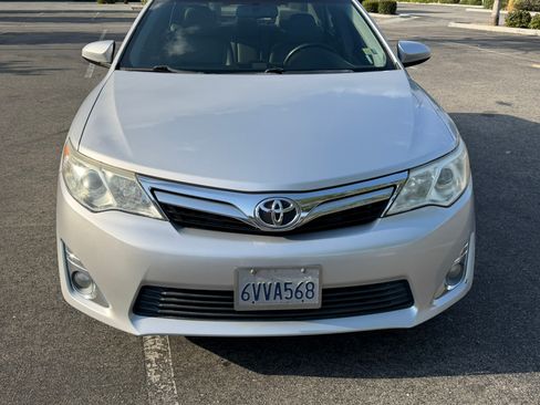 Used 2012 Toyota Camry XLE FWD image 10