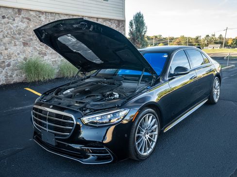 Used 2022 Mercedes-Benz S 500 4MATIC image 11