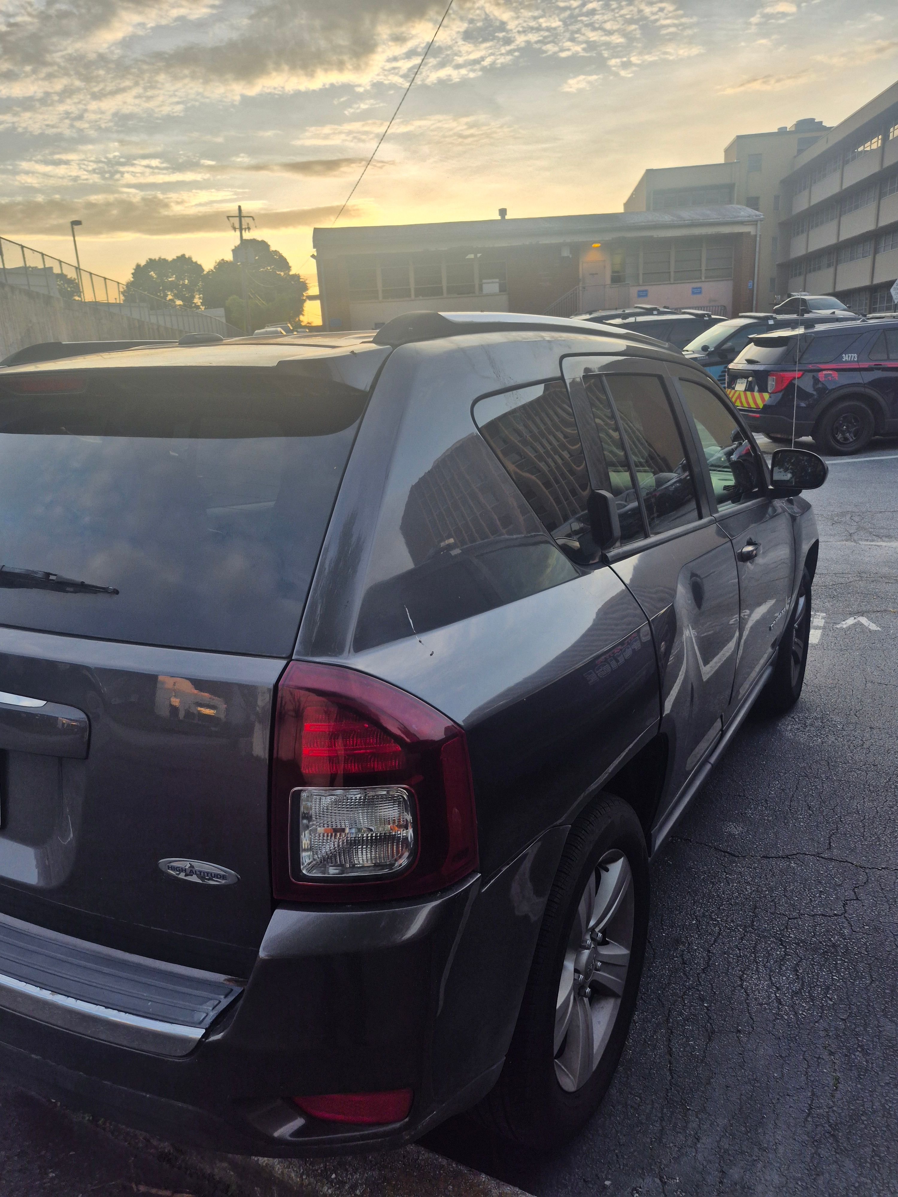Used 2015 Jeep Compass High Altitude FWD image 4