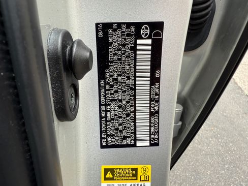 Used 2017 Toyota Mirai FWD image 21