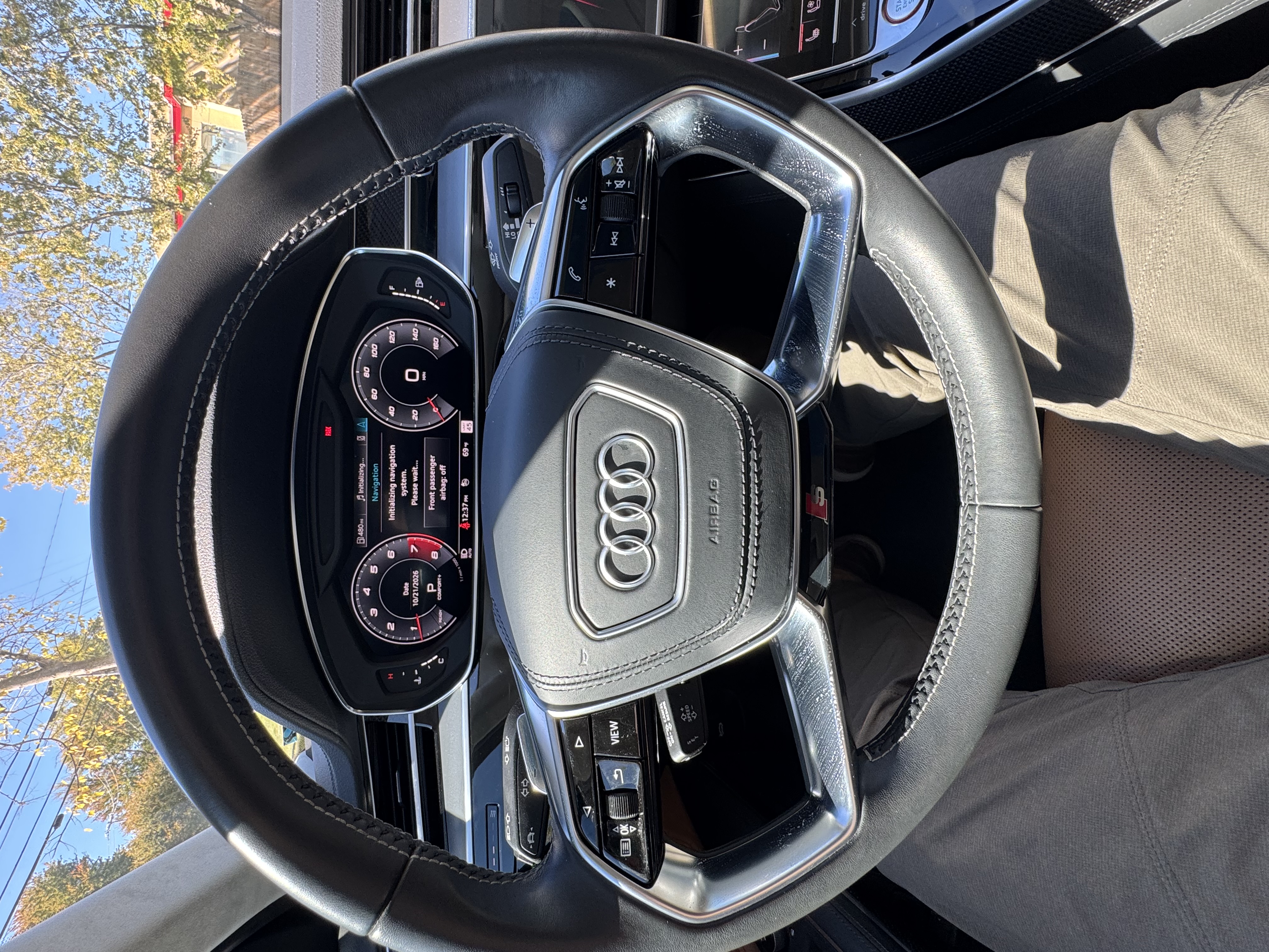 Used 2020 Audi S8 L w/ S8 Executive Package AWD/4WD image 13