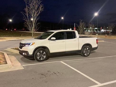 Used 2019 Honda Ridgeline RTL-T image 2