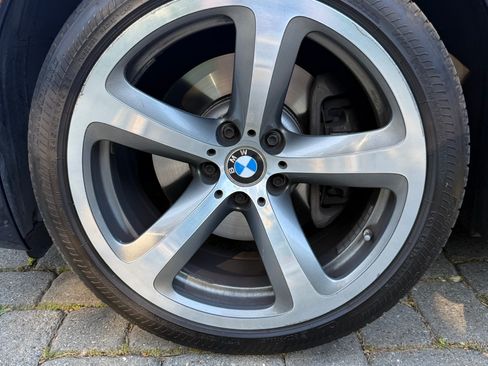 Used 2008 BMW 650i Coupe image 21