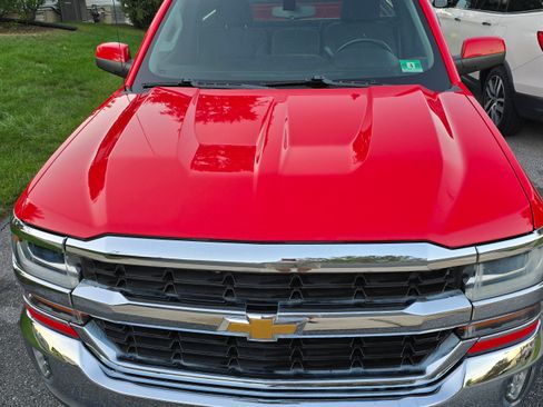Used 2016 Chevrolet Silverado 1500 LT w/ LT Convenience Package image 11