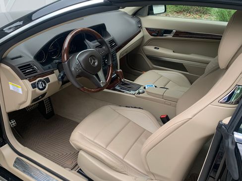 Used 2013 Mercedes-Benz E 350 Cabriolet image 6