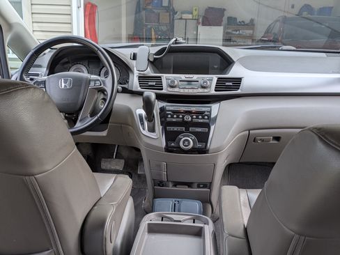 Used 2011 Honda Odyssey EX-L image 13