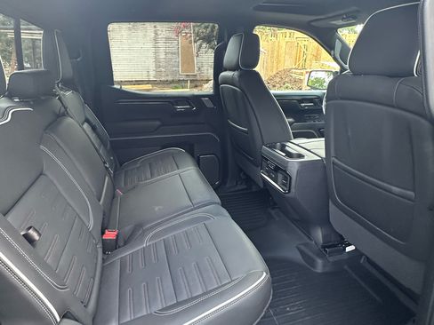 Used 2024 GMC Sierra 1500 AT4X image 14