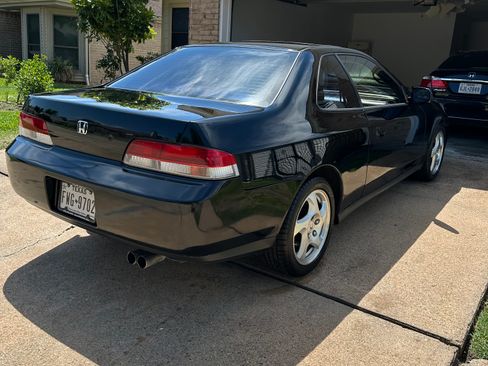 Used 2000 Honda Prelude image 9