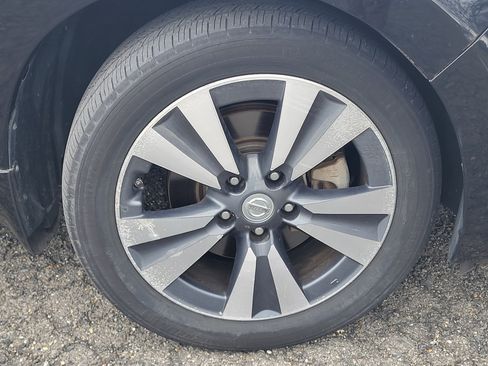 Used 2015 Nissan Leaf SL image 15