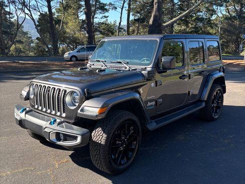 Used 2022 Jeep Wrangler Unlimited Sahara w/ Cold Weather Group image 1