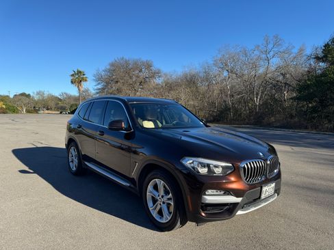 Used 2019 BMW X3 sDrive30i w/ Driving Assistance Package image 4