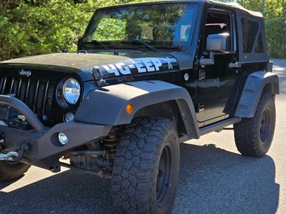 Used 2016 Jeep Wrangler Rubicon w/ Power Convenience Group