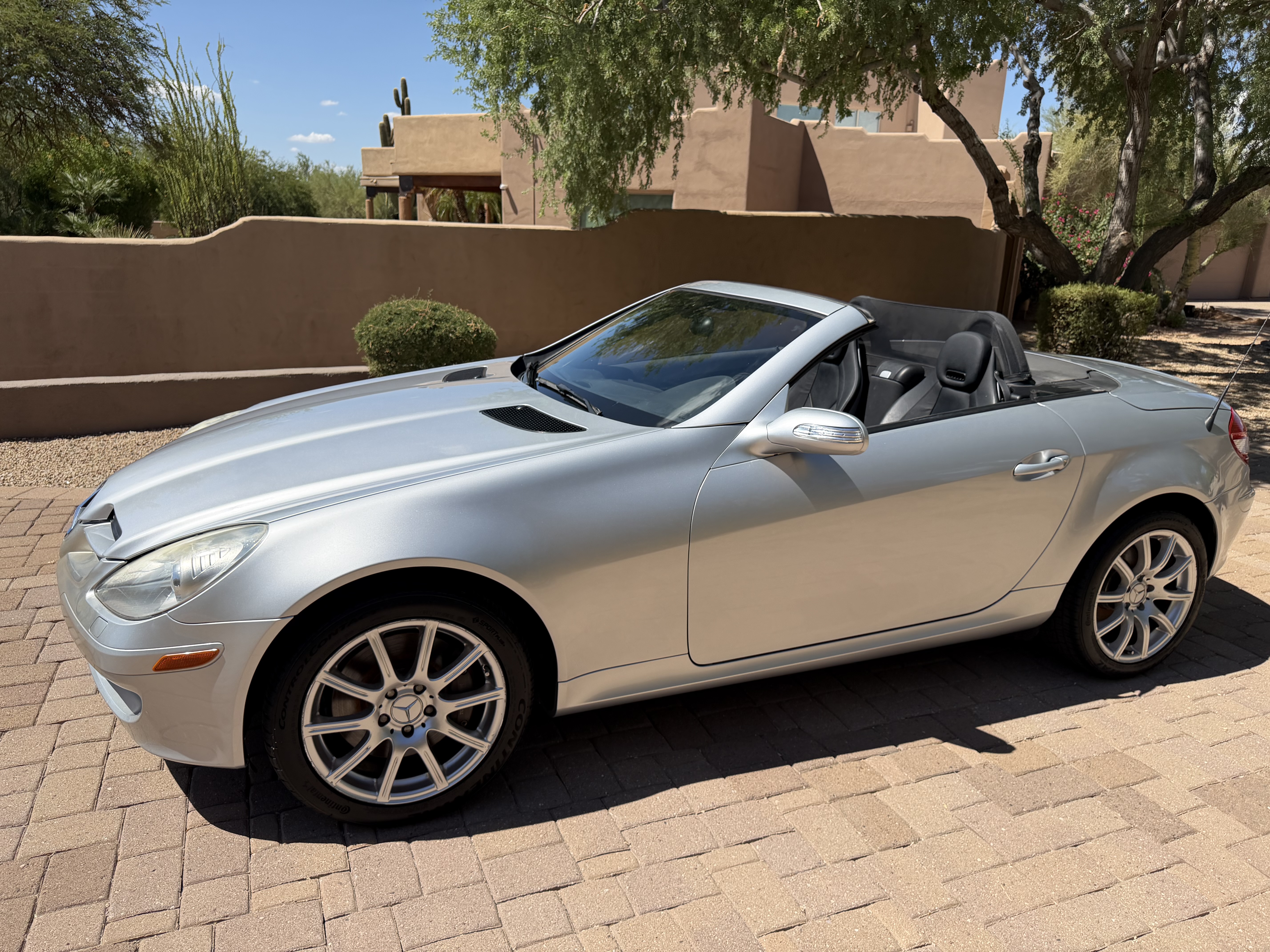 Used 2006 Mercedes-Benz SLK 350 image 2