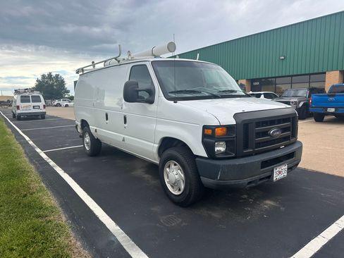 Used 2008 Ford E-350 and Econoline 350 Super Duty RWD image 1