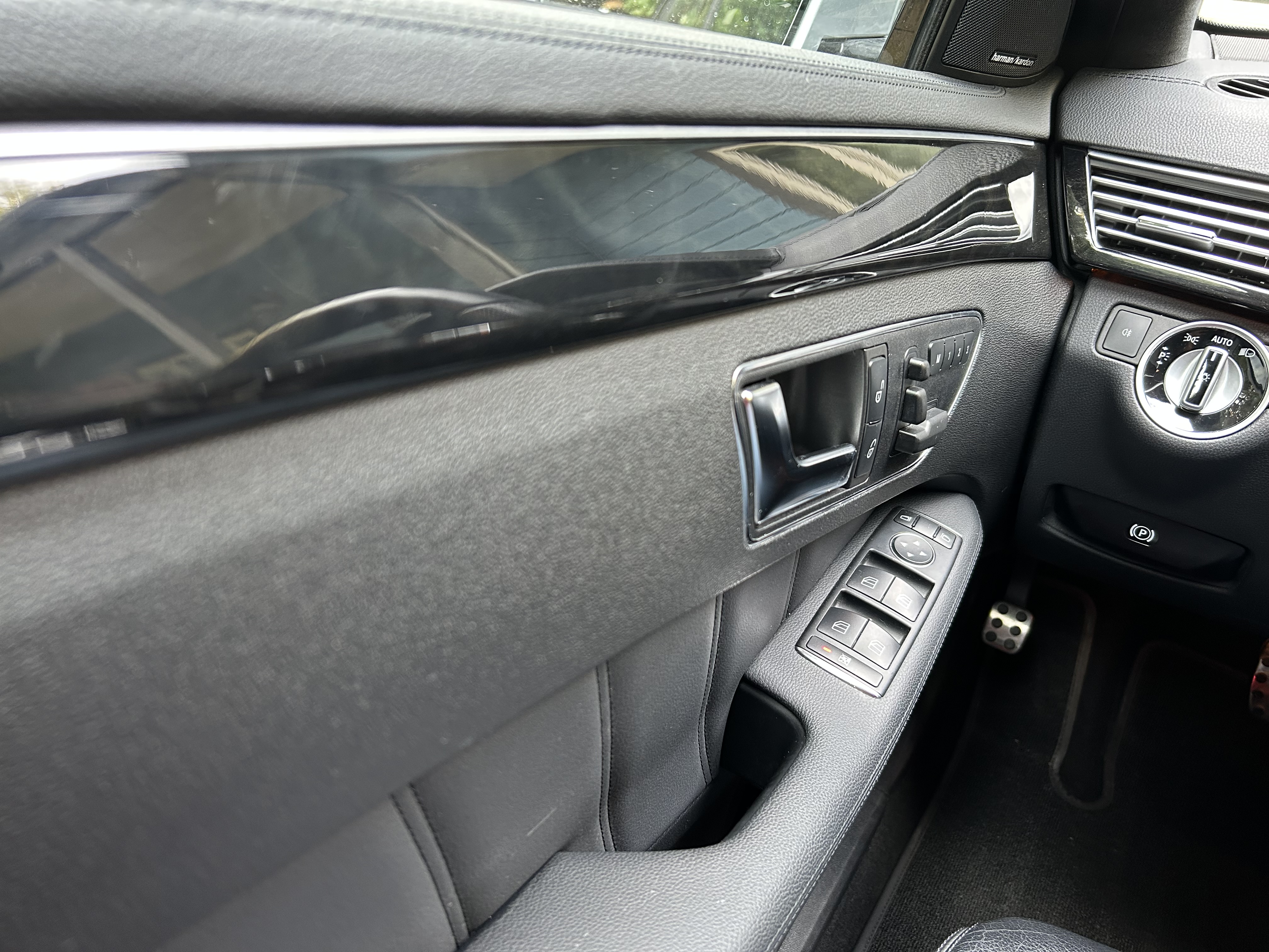 Used 2013 Mercedes-Benz E 63 AMG Wagon image 22
