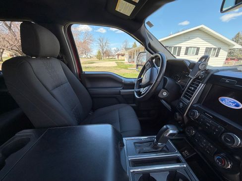 Used 2020 Ford F150 XLT w/ Equipment Group 302A Luxury AWD/4WD image 30