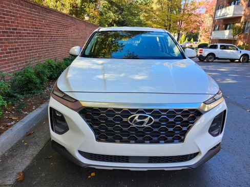 Used 2020 Hyundai Santa Fe SE image 6