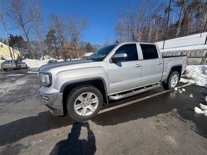 Used 2017 GMC Sierra 1500 SLE w/ SLE Value Package