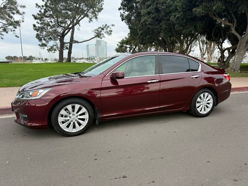 Used 2014 Honda Accord EX-L image 2