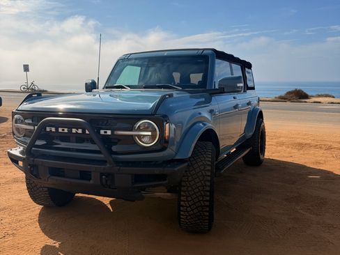 Used 2021 Ford Bronco Outer Banks AWD/4WD image 4