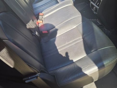 Used 2012 Cadillac SRX Premium image 17