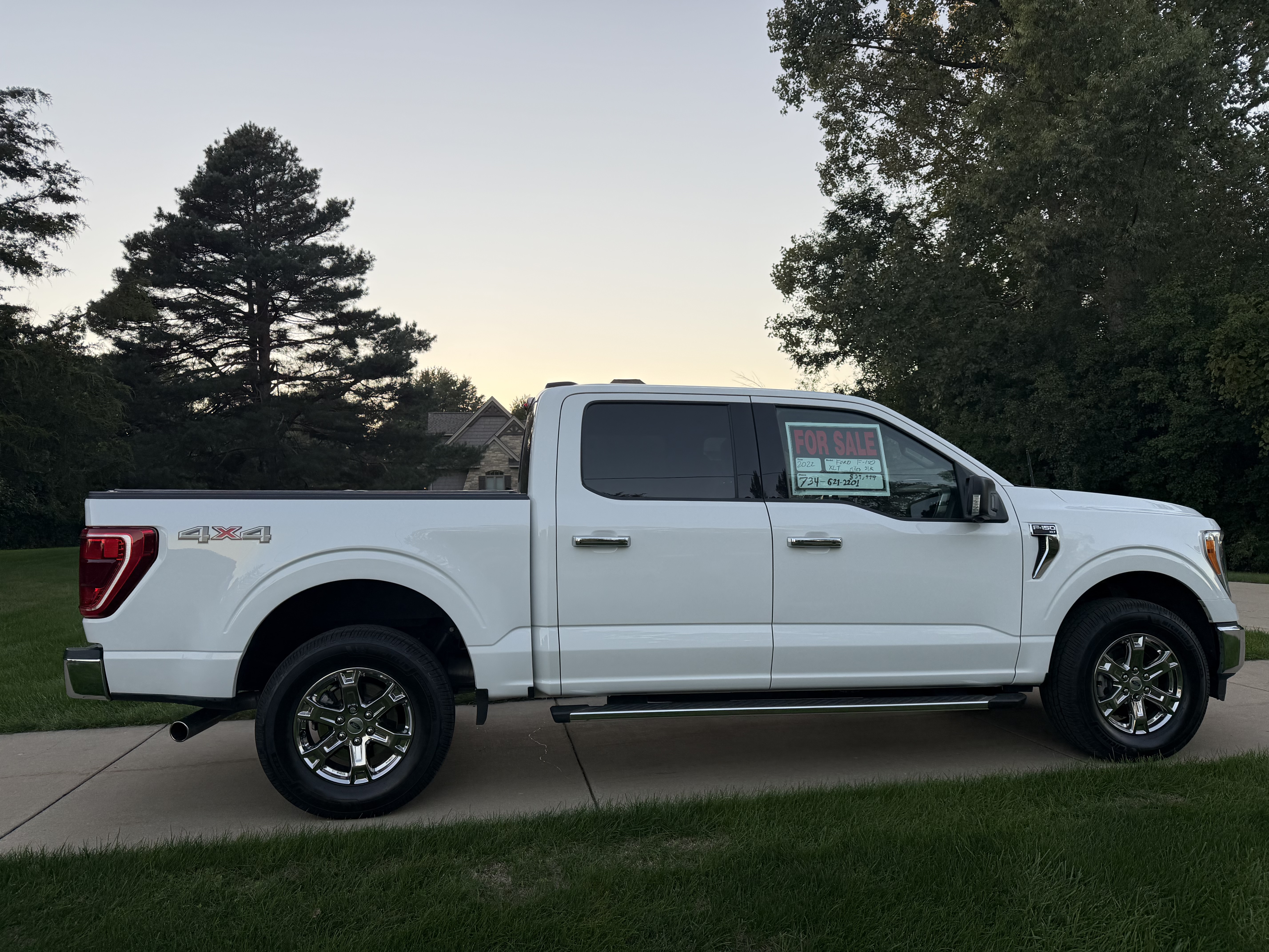 Used 2022 Ford F150 XLT w/ Equipment Group 302A High AWD/4WD image 10
