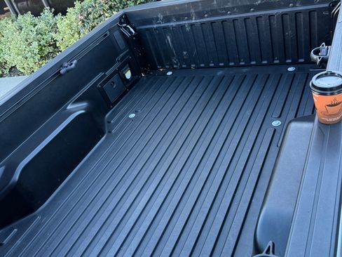 Used 2021 Toyota Tacoma TRD Off-Road w/ Technology Package image 17